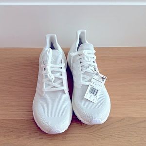 Adidas Ultraboost 20 sneakers